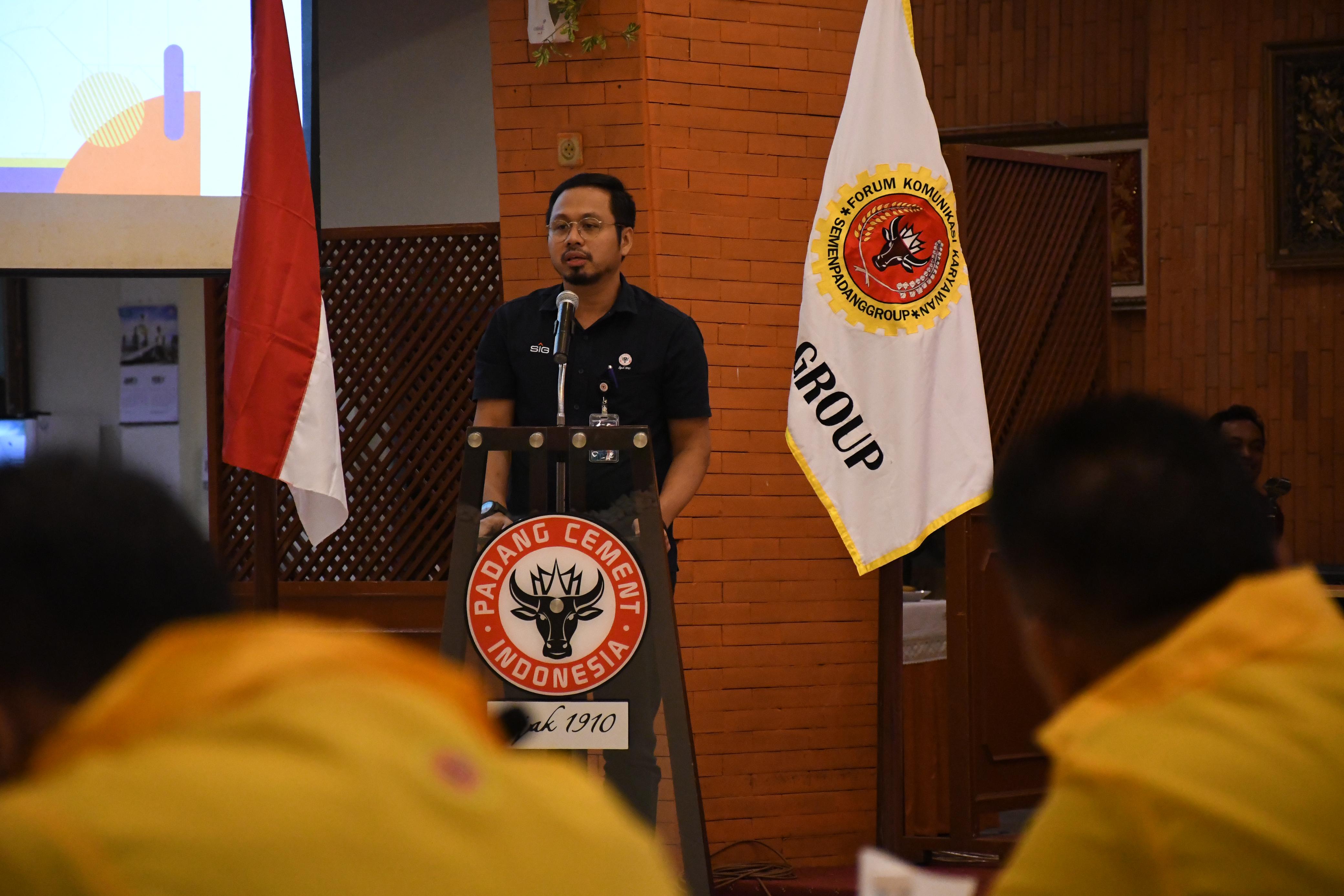 Staf Portofolio PT Semen Padang, Freddo Syukri, terpilih menjadi Ketua Umum Forum Komunikasi Karyawan Semen Padang Group (FKKSPG) periode 2024-2027 